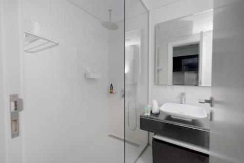 Downtown Dubai Studio Apartment - High floor, Dubaï (photo 8)