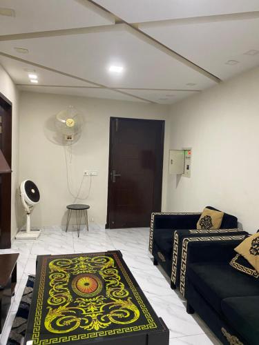 This flat is in bharia town lahore and come here to have cozy and peaceful stay with your family and friends, Lahore (Foto 5)
