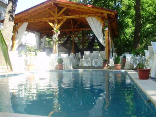 Úszómedence, Villa Bella Boutique Hotel in Kavadarci
