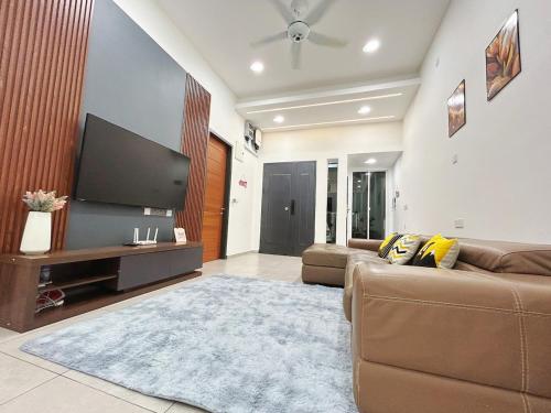 NEW The Sweet Home Bukit Beruang 3Bed 3Bath
