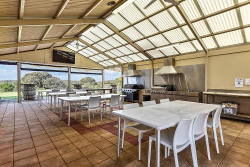 設施, Lakeview Motel & Apartments in 羅比