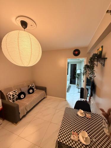 Monarch Parksuites 1BR with balcony, Manila