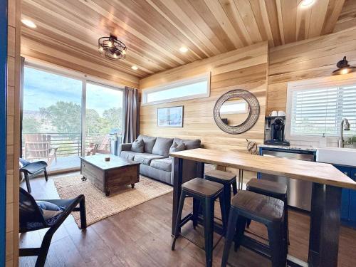. Escalante Escapes Fox Tail- Loft Escape