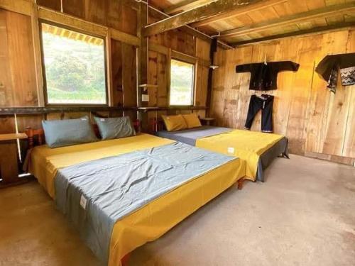 바 베 Lũng Mười Homestay (Lung Muoi Homestay) 3성급 호텔 스위트룸