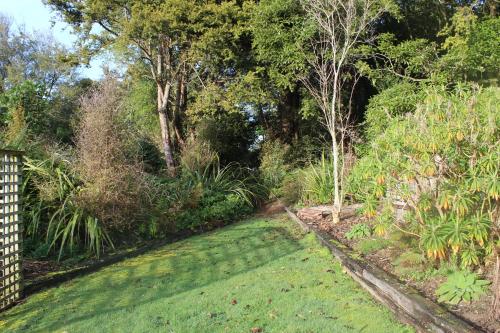 Skats, Tui Hideaway in Otatara