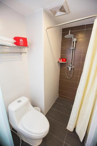 ZEN Rooms Arak Road 7 Days Inn