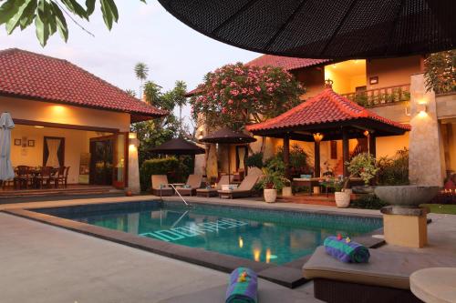 Pondok Ayu Room Type - King Room with Balcony Pondok Ayu Room Type - King Room with Balcony
