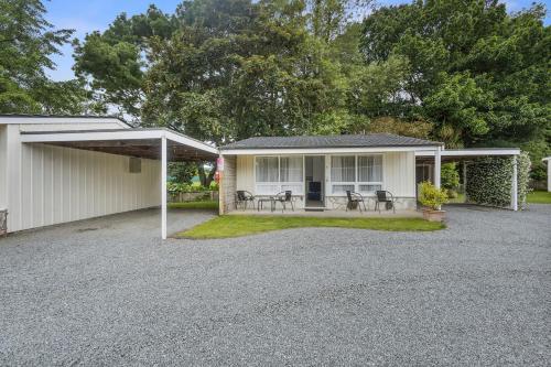 Tower Road Motel in มาทามาทา