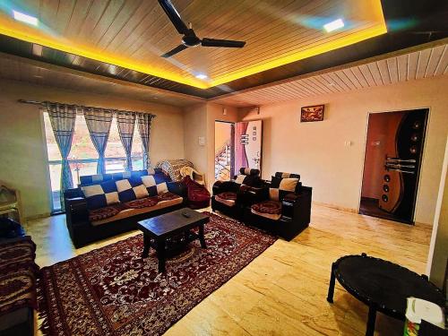Pawan Villa