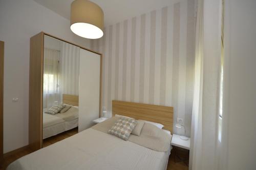 Posto Capitano C Group - image 2