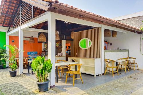 Facilities, Urbanview DeJati House Jatikramat Bekasi in Pondok Gede