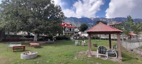 Al Yaseen Continental Kalam in Drosh