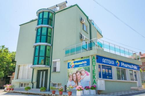 hotel photo