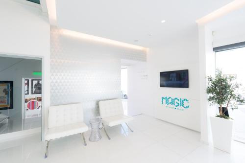 Hotel Magic - main image