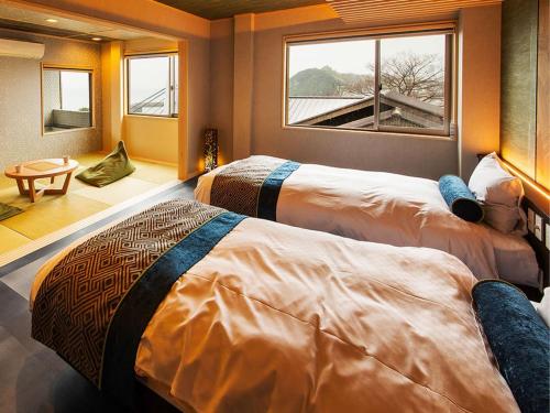 漁火の宿シーサイド観潮Barrier-Free Guestroom with Open-Air Bath and Ocean View “Suiho”