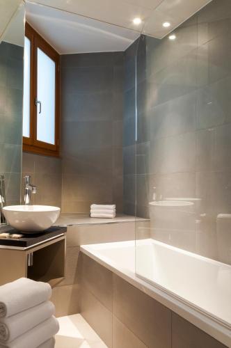 Timhotel Montmartre - image 14