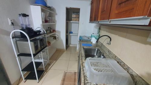 virtuve, Lugar tranquilo e desejável em Búzios (Lugar tranquilo e desejavel em Buzios) in Nisija Floresta
