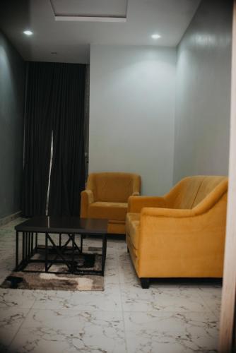 EMERY VIDA LUXURY HOTEL Irrua in Agbor
