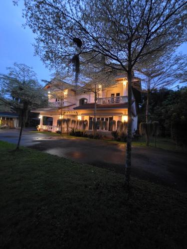 Entire Home at Racha Herb Gardens 5BR sleeps 11