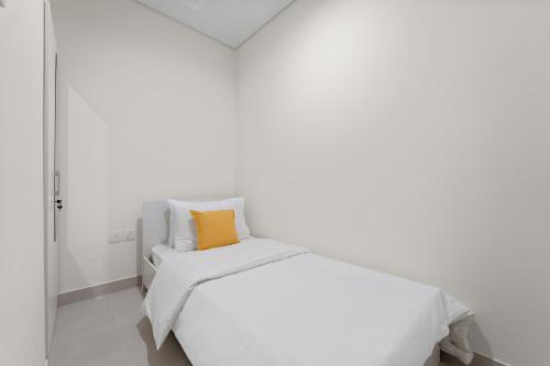 Parkside 2BR plus Maid Canal Front, Dubaï (photo 8)