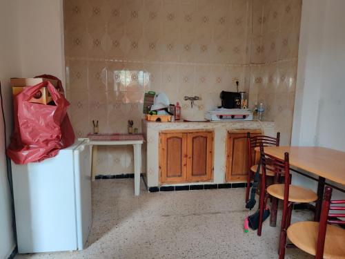 Diafet chatt in Ανάμπα