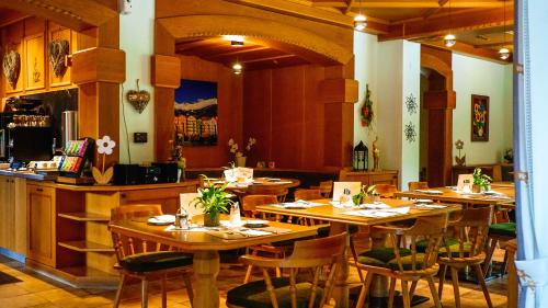 Restoran, Hotel Garni Schieferle in Mutters