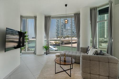 Modern 2 Bedroom in Dubai Marina - Sea View, Dubaï