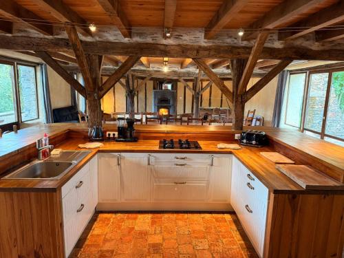 Gîte avec piscine intérieur, Le Repère de Choiseau (Gite avec piscine interieur, Le Repere de Choiseau) in 沙蘭拉波特里