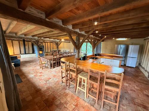 Gîte avec piscine intérieur, Le Repère de Choiseau (Gite avec piscine interieur, Le Repere de Choiseau) in 沙蘭拉波特里