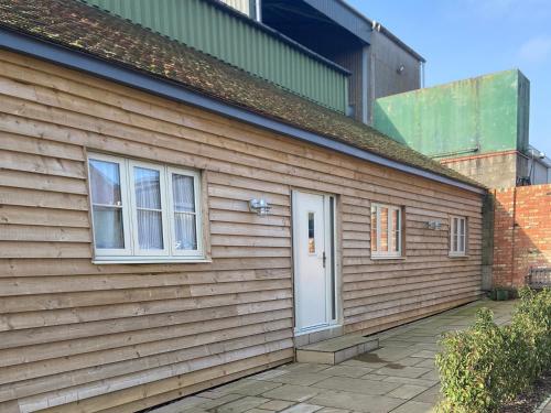 A szálláshely kívülről, The Cart Shed in Cranfield