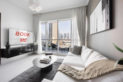 StayShort - Dubai Marina sleeps 4 with Amazing Water Views, Dubai (photo 2)