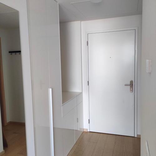 Sky Park 26th floor free parking free Wi-Fi, Bratislava (Foto 6)