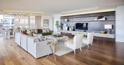 Battersea Riverside Luxury Apartment