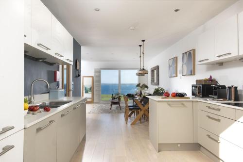 Exterior view, 66 Pentire, Newquay near Lewinnick Lodge