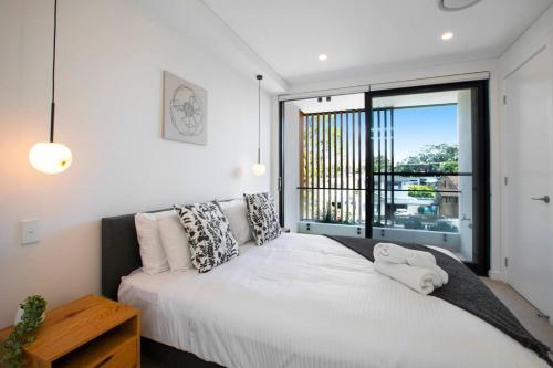 Stylish Coastal Retreat Near Cronulla Beach - main image