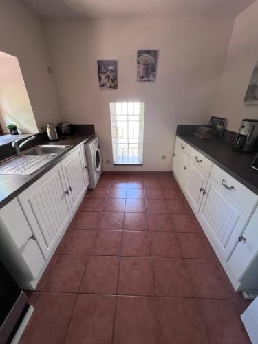Sequoia cottage in Avent