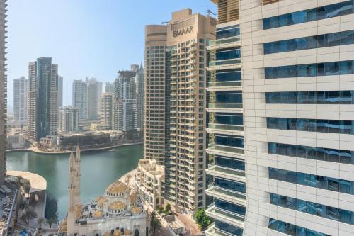 Luxury 3BR Dubai Marina Sea & Ain Dubai View, Дубай (фото 3)