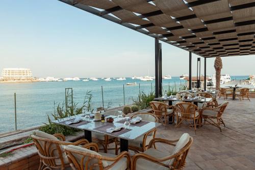 餐廳, 赫爾格達萬豪海灘度假酒店 (Hurghada Marriott Beach Resort) in 洪加達海濱