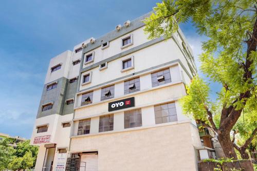 Hotel O Mav Hotel - 출입구