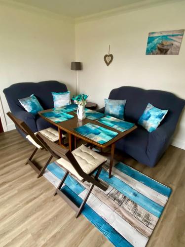 3 bedrooms house with free parking in a quiet area in 達爾基斯