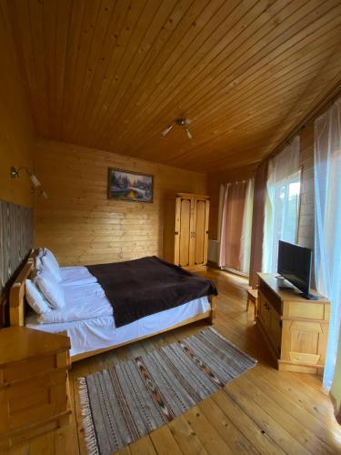 Під каштаном, Vorokhta (foto 9)