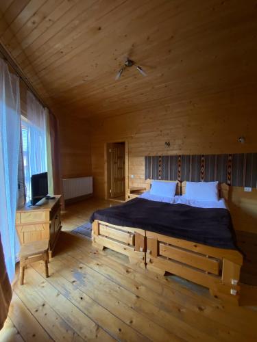 Під каштаном, Vorokhta (foto 10)