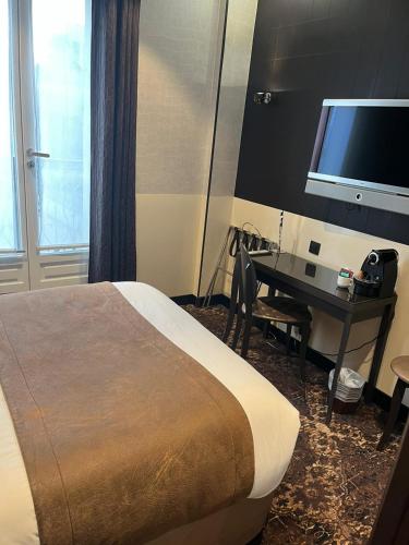 room detail thumbnail 1