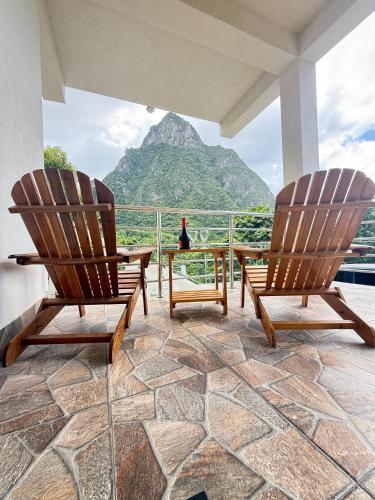 You 4 Ric Piton Suites in Soufriere