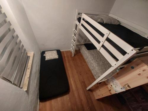 Family Friendly Funhouse Centrally Located in Ottensen, Hamburg (photo 10)