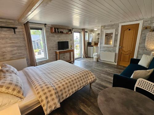 Loughview chalet