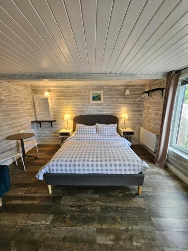 Loughview chalet