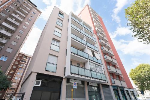 Eleventh Floor apartment Milano in ชินิเซลโล บัลซาโม
