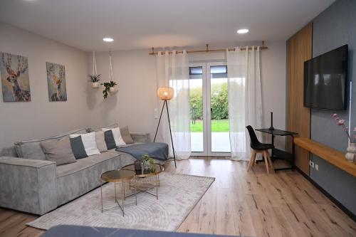 Faciliteiten, Stilvolle & ruhige Ferienwohnung mit Terrasse & Garten in Petershagen