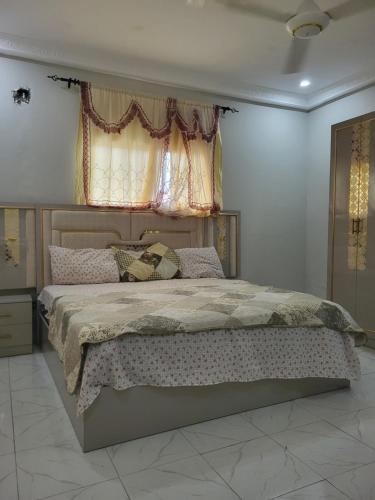 I-Seedy Apartments in Yundum